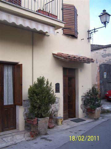 Bed And Breakfast Da Minetto Montemerano Exterior photo