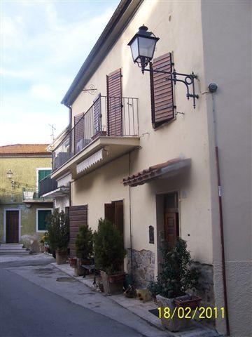 Bed And Breakfast Da Minetto Montemerano Exterior photo